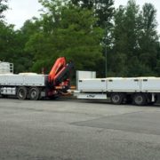 Transports plateau avec grue Toulouse